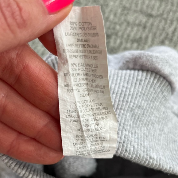 Boohoo Cropped Sweatshirt - Picture 8 of 10